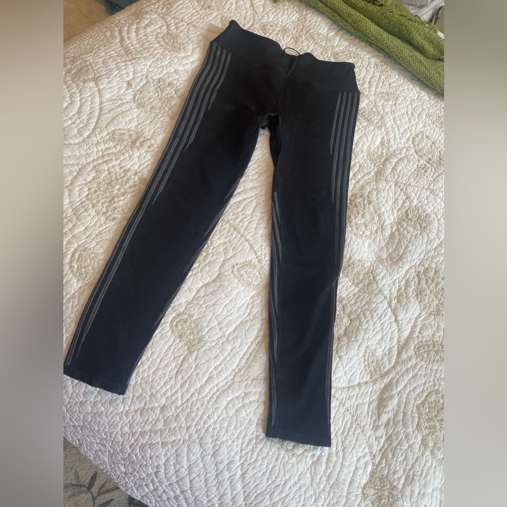 Fabletics Ribbed Leggings